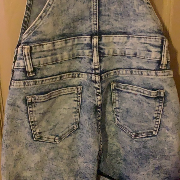 Overalls - Picture 5 of 5